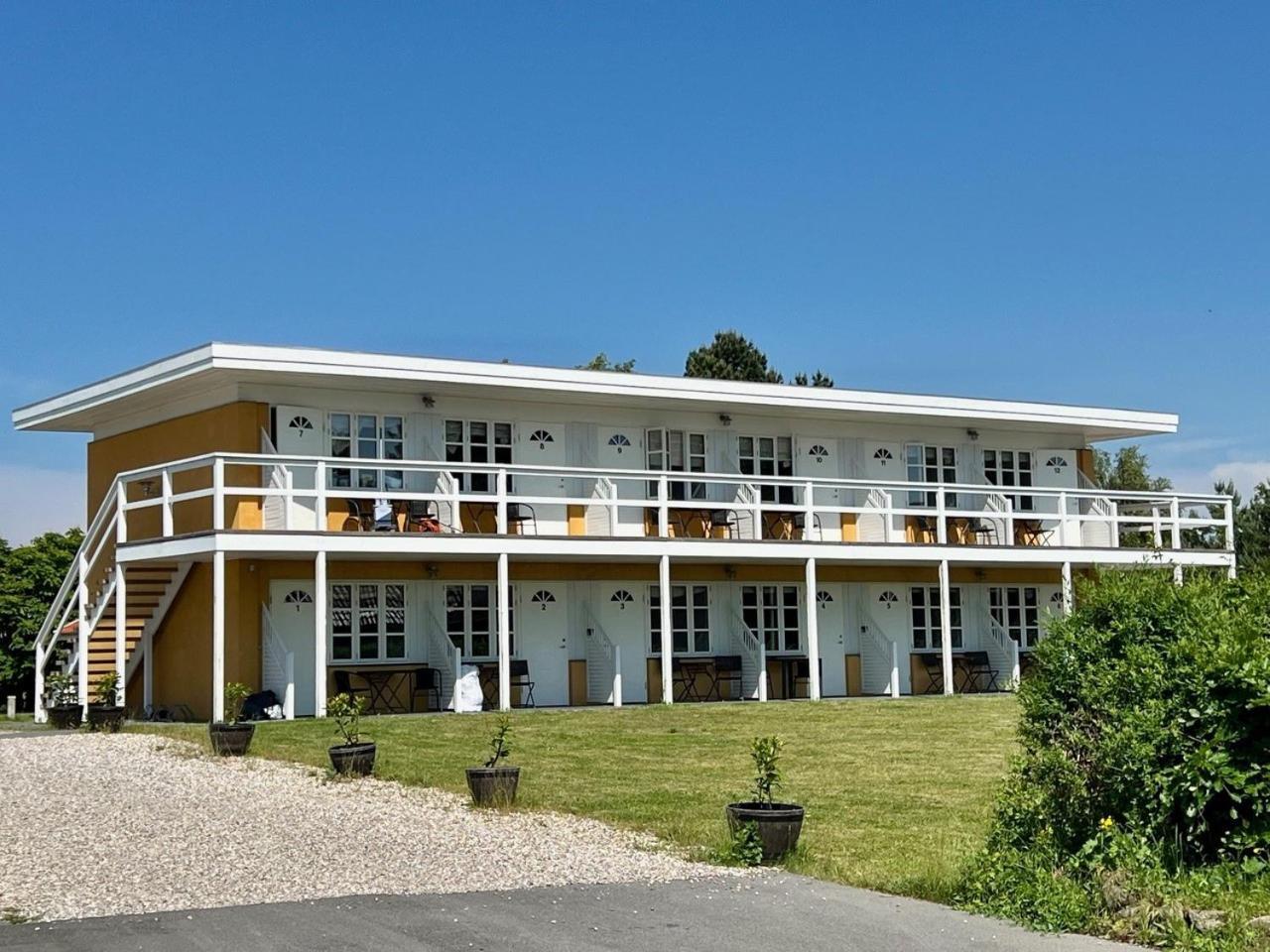 Oro Kro & Hotel Zewnętrze zdjęcie